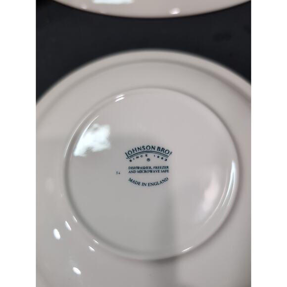 Johnson Brothers China‎ Spring Medley, 5 Piece Place Setting, Floral Dinnerware - Picture 5 of 11